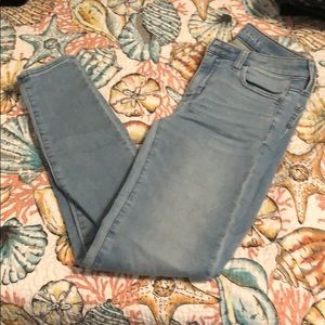 American eagle light wash jeans